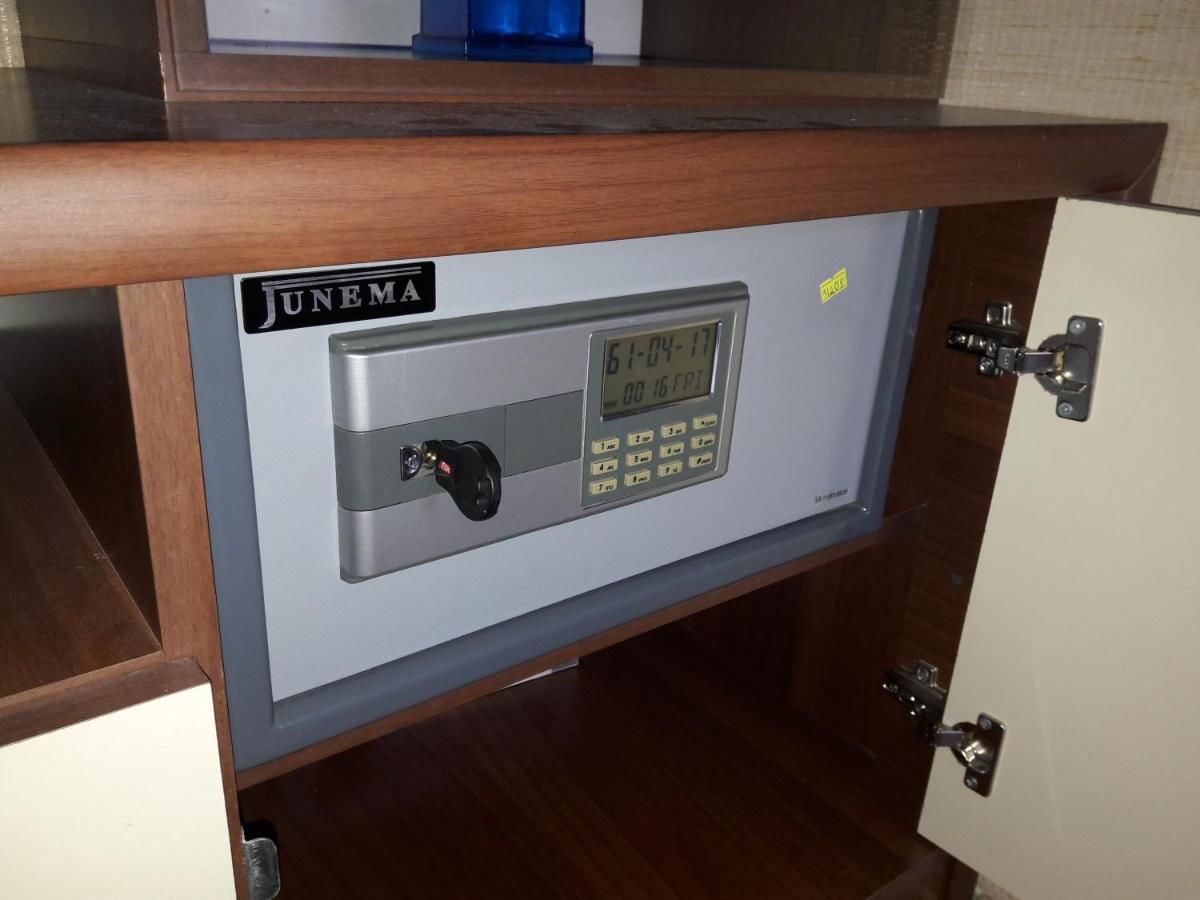 Апартаменты Comfortable, close center Баку-18