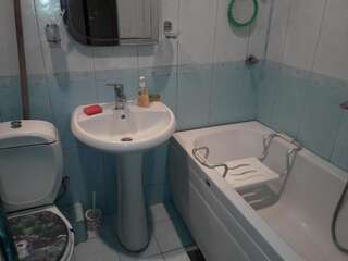 Апартаменты Comfortable, close center Баку Апартаменты-13