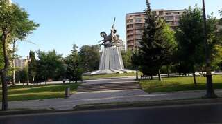 Апартаменты Comfortable, close center Баку Апартаменты-24