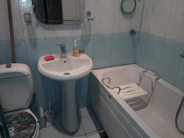 Апартаменты Comfortable, close center Баку-15